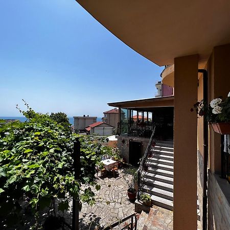 Family Hotel Milev Sveti Vlas Esterno foto
