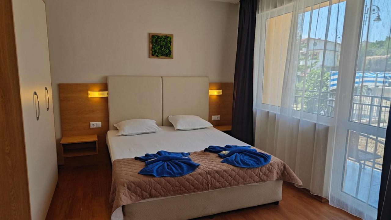 Family Hotel Milev Sveti Vlas Esterno foto