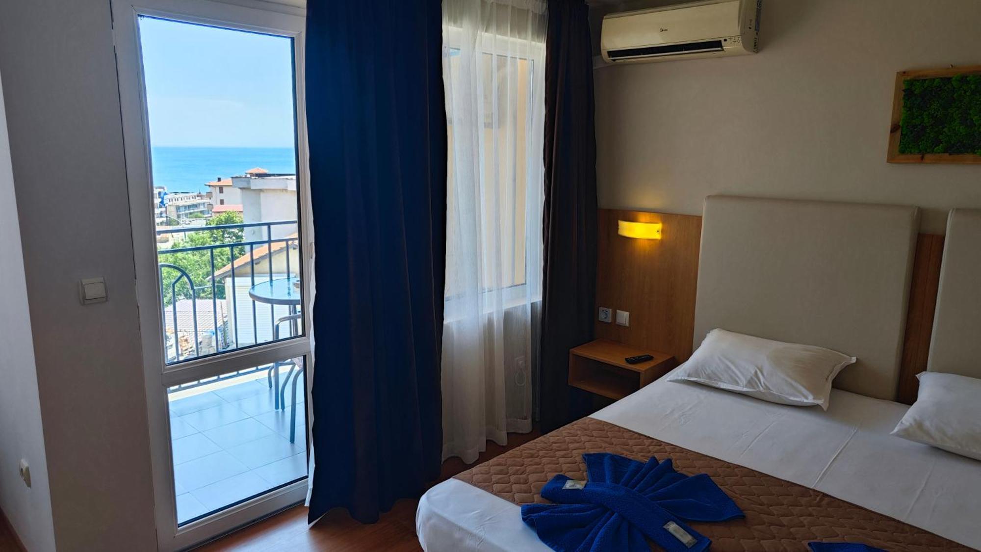 Family Hotel Milev Sveti Vlas Esterno foto